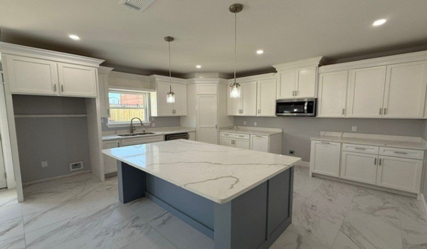 2713 Natalia Dr., Eagle Pass, TX 78852, 4 Bedrooms Bedrooms, ,2 BathroomsBathrooms,Residential,For Sale,2713 Natalia Dr.,80951