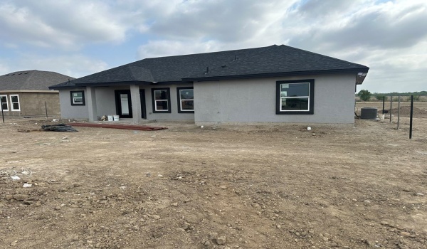 3270 Ethel Dr, Eagle Pass, TX 78852, 4 Bedrooms Bedrooms, ,2 BathroomsBathrooms,Residential,For Sale,3270 Ethel Dr,80960
