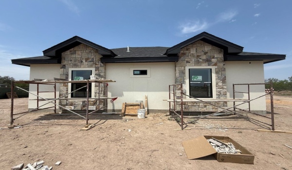 129 Grullo Drive, Eagle Pass, TX 78852, 3 Bedrooms Bedrooms, ,2 BathroomsBathrooms,Residential,For Sale,129 Grullo Drive,80983