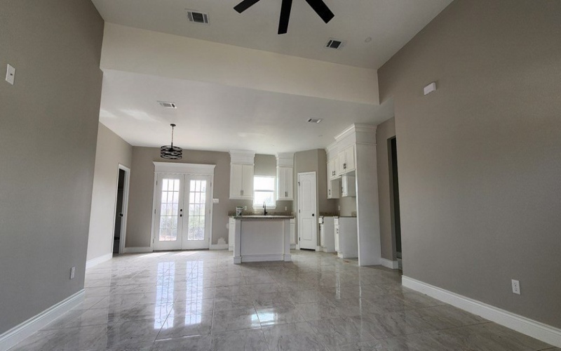 1184 Calle Baltica, Eagle Pass, TX 78852, 3 Bedrooms Bedrooms, ,2 BathroomsBathrooms,Residential,For Sale,1184 Calle Baltica,81004
