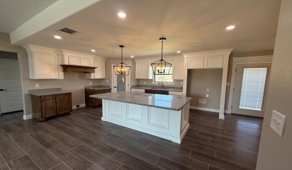 266 Chuck Wagon Rd., Eagle Pass, TX 78852, 3 Bedrooms Bedrooms, ,2 BathroomsBathrooms,Residential,For Sale,266 Chuck Wagon Rd.,81016