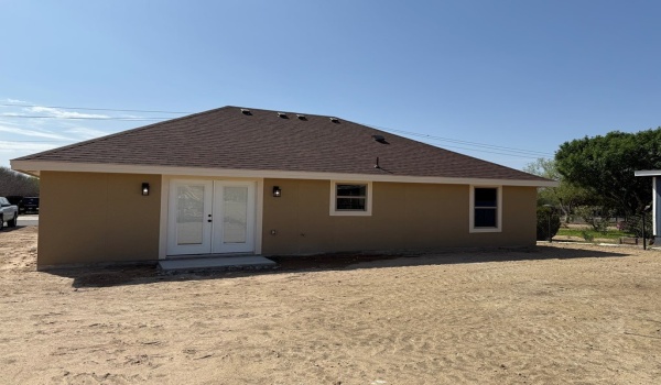 266 Chuck Wagon Rd., Eagle Pass, TX 78852, 3 Bedrooms Bedrooms, ,2 BathroomsBathrooms,Residential,For Sale,266 Chuck Wagon Rd.,81016