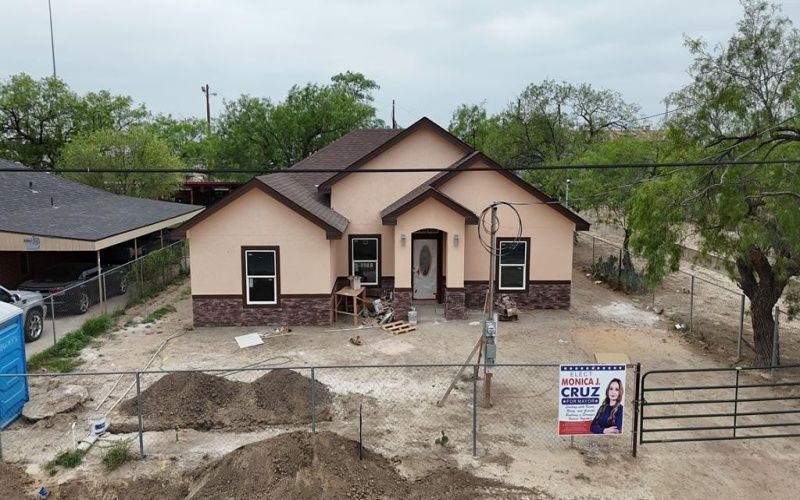 903 KIFURI STREET, Eagle Pass, TX 78852, 3 Bedrooms Bedrooms, ,2 BathroomsBathrooms,Residential,For Sale,903 KIFURI STREET,81031