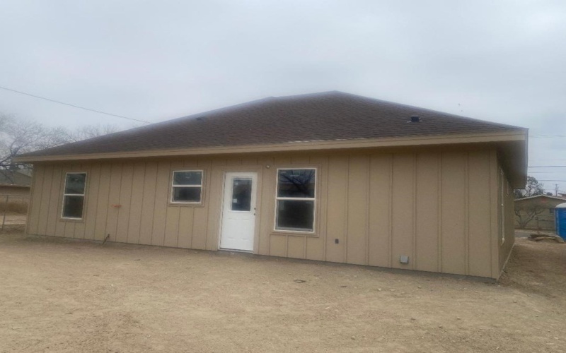 903 KIFURI STREET, Eagle Pass, TX 78852, 3 Bedrooms Bedrooms, ,2 BathroomsBathrooms,Residential,For Sale,903 KIFURI STREET,81031
