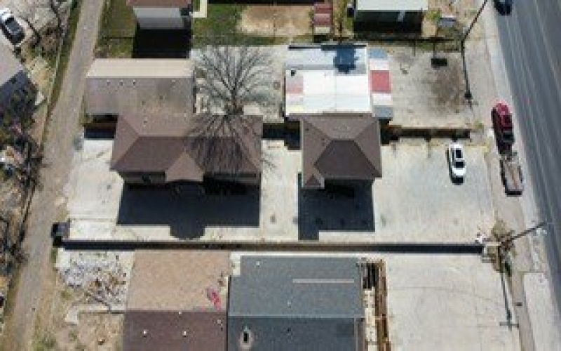 2665 El Indio Hwy, Eagle Pass, TX 78852, 2 Bedrooms Bedrooms, ,1 BathroomBathrooms,Residential Lease,For Rent,2665 El Indio Hwy,81121
