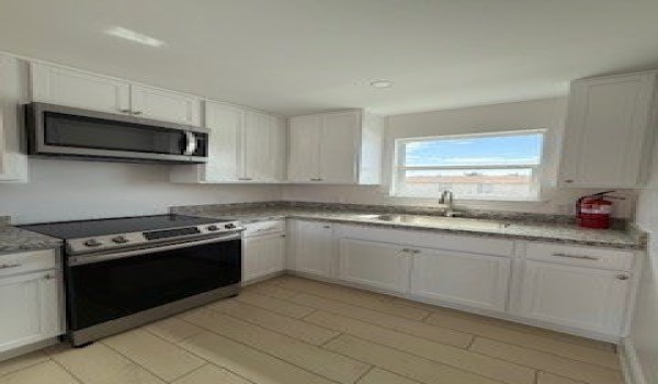 2665 El Indio Hwy, Eagle Pass, TX 78852, 2 Bedrooms Bedrooms, ,1 BathroomBathrooms,Residential Lease,For Rent,2665 El Indio Hwy,81121
