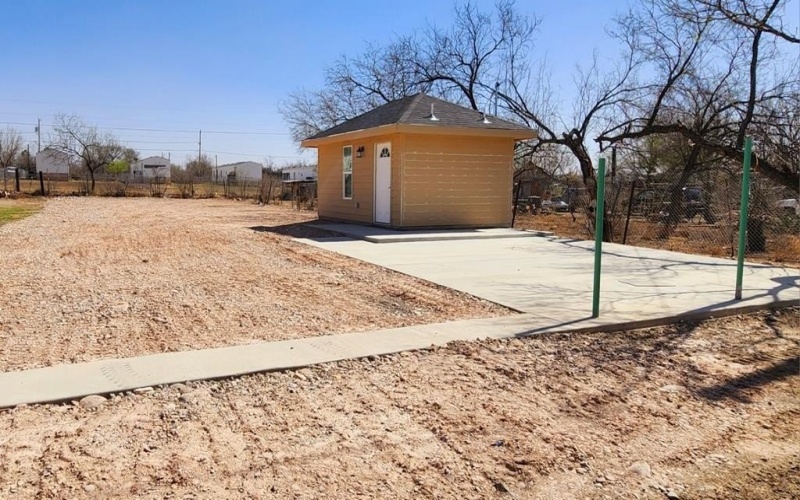 248 Victoriano Ave, Eagle Pass, TX 78852, 1 Bedroom Bedrooms, ,1 BathroomBathrooms,Residential,For Sale,248 Victoriano Ave,81124