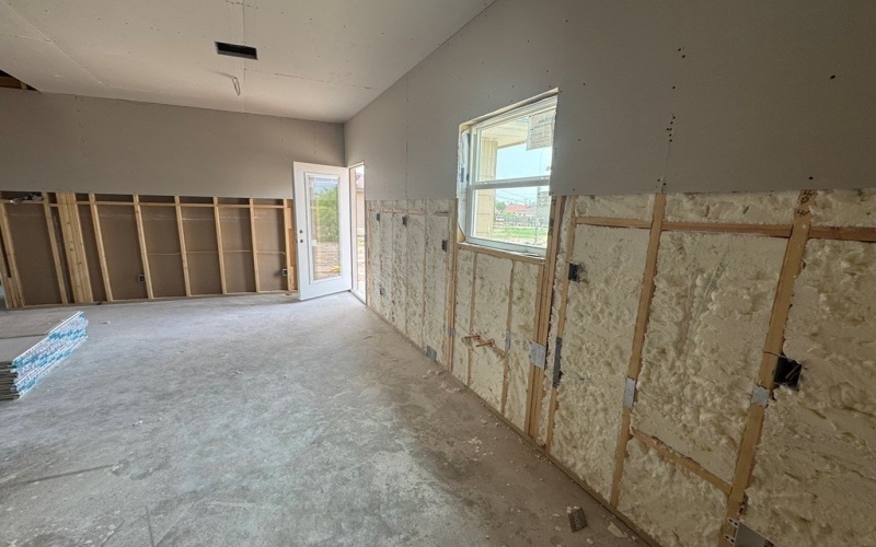 318 Winchester Dr, Eagle Pass, TX 78852, 3 Bedrooms Bedrooms, ,2 BathroomsBathrooms,Residential,For Sale,318 Winchester Dr,81157
