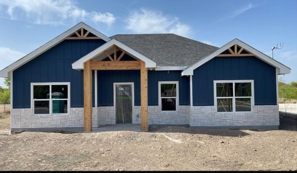 199 Violeta Dr., Eagle Pass, TX 78852, 3 Bedrooms Bedrooms, ,2 BathroomsBathrooms,Residential,For Sale,199 Violeta Dr.,81158