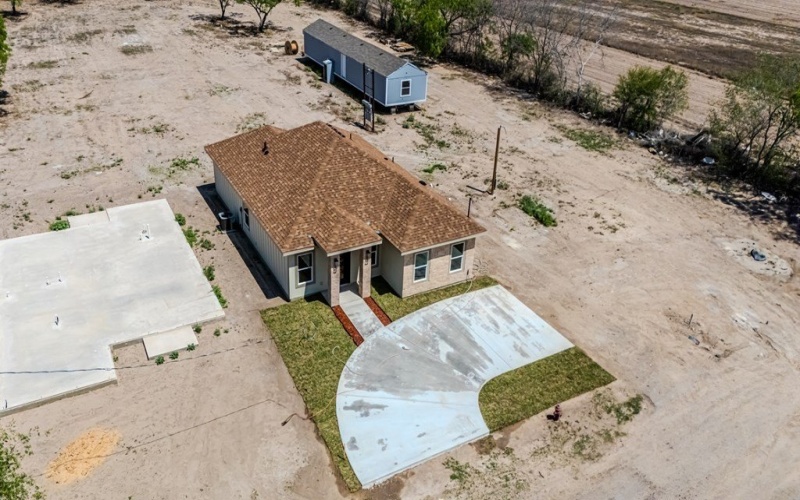 357 Dub .Dr, Eagle Pass, TX 78852, 3 Bedrooms Bedrooms, ,2 BathroomsBathrooms,Residential,For Sale,357 Dub .Dr,81162