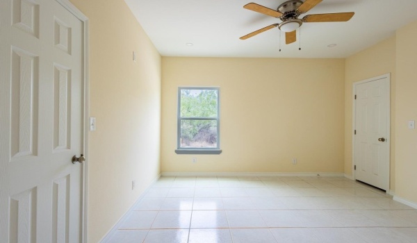 118 Grass Valley, Eagle Pass, TX 78852, 2 Bedrooms Bedrooms, ,2 BathroomsBathrooms,Residential,For Sale,118 Grass Valley,81195