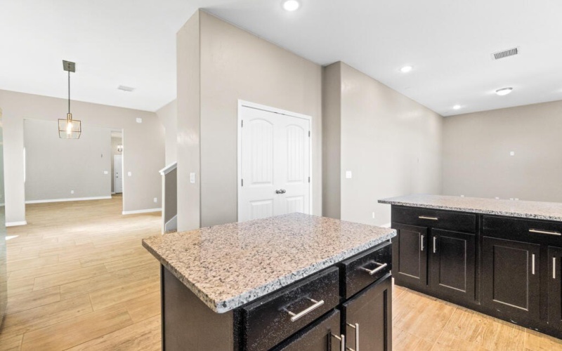 420 Davi's Greenwood Court, Vinton, TX 79821, 5 Bedrooms Bedrooms, ,2 BathroomsBathrooms,Residential,For Sale,420 Davi's Greenwood Court,874468