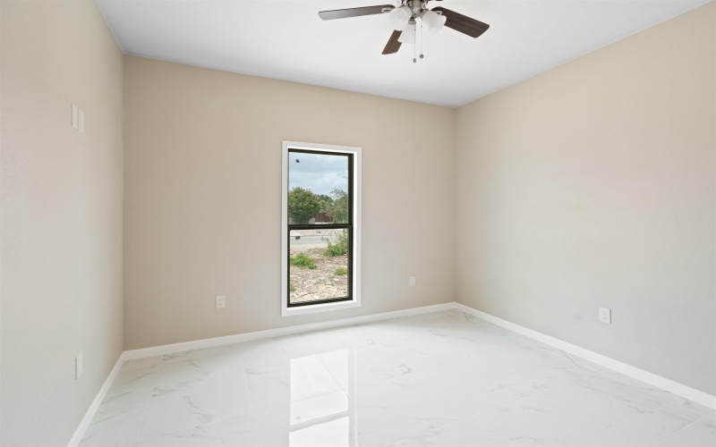 404 El Lago Camino, Del Rio, TX 78840, 3 Bedrooms Bedrooms, ,2 BathroomsBathrooms,Residential,For Sale,404 El Lago Camino,207022