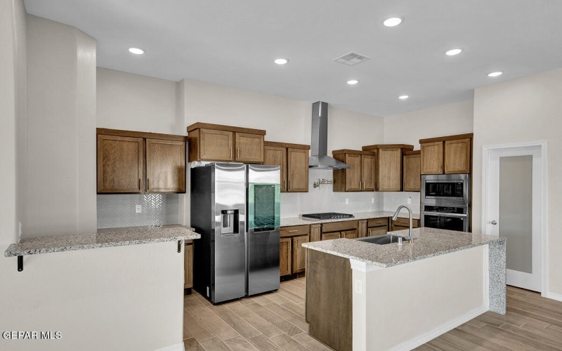 193 White Oaks Trail, Sunland Park, NM 88063, 6 Bedrooms Bedrooms, ,3 BathroomsBathrooms,Residential,For Sale,193 White Oaks Trail,905411