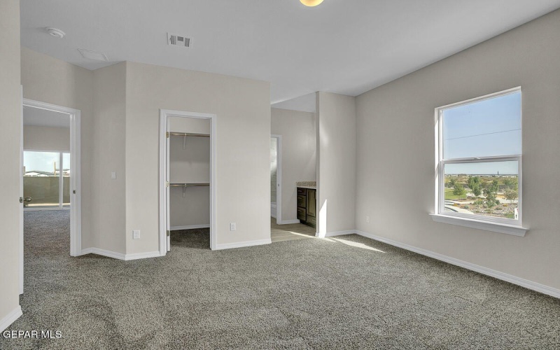 193 White Oaks Trail, Sunland Park, NM 88063, 6 Bedrooms Bedrooms, ,3 BathroomsBathrooms,Residential,For Sale,193 White Oaks Trail,905411