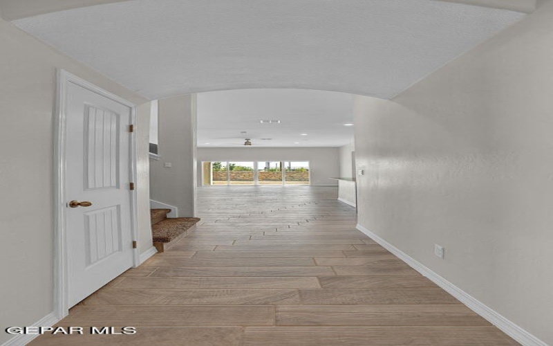 193 White Oaks Trail, Sunland Park, NM 88063, 6 Bedrooms Bedrooms, ,3 BathroomsBathrooms,Residential,For Sale,193 White Oaks Trail,905411