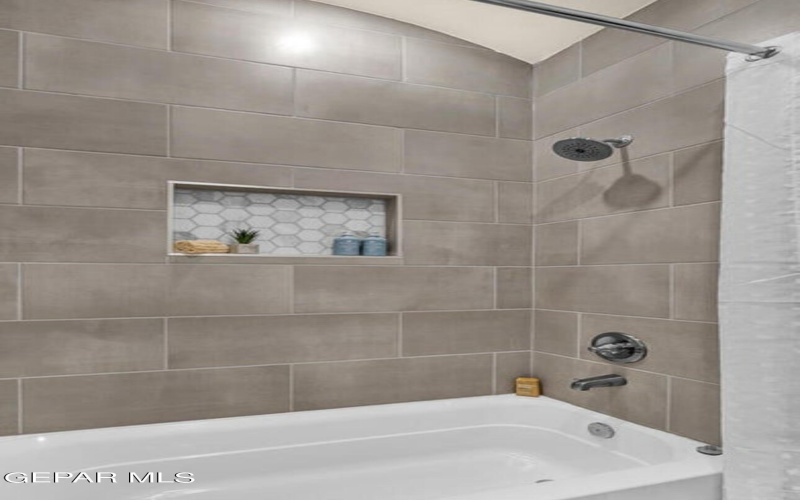155 White Oaks Trail, Sunland Park, NM 88063, 5 Bedrooms Bedrooms, ,2 BathroomsBathrooms,Residential,For Sale,155 White Oaks Trail,905437