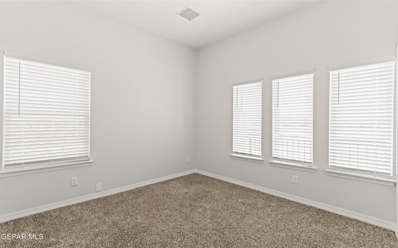15136 Ambition Avenue, El Paso, TX 79938, 5 Habitaciones Habitaciones , ,3 BañosBaños,Residential,En Venta,15136 Ambition Avenue,895043