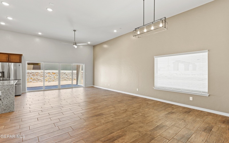 15136 Ambition Avenue, El Paso, TX 79938, 5 Habitaciones Habitaciones , ,3 BañosBaños,Residential,En Venta,15136 Ambition Avenue,895043