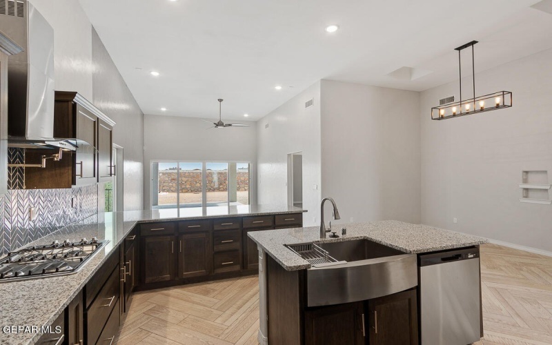 15152 Ambition Avenue, El Paso, TX 79938, 3 Bedrooms Bedrooms, ,2 BathroomsBathrooms,Residential,For Sale,15152 Ambition Avenue,895052