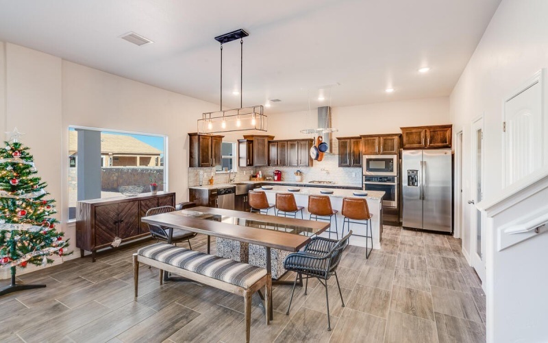 15160 Ambition Avenue, El Paso, TX 79938, 5 Bedrooms Bedrooms, ,2 BathroomsBathrooms,Residential,For Sale,15160 Ambition Avenue,895058