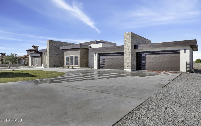 469 Country Oaks Drive, El Paso, TX 79932, 4 Bedrooms Bedrooms, ,5 BathroomsBathrooms,Residential,For Sale,469 Country Oaks Drive,895300