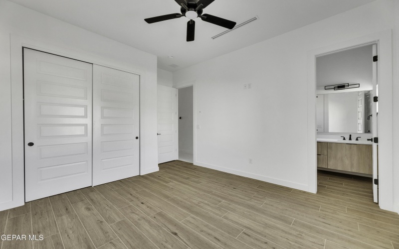 469 Country Oaks Drive, El Paso, TX 79932, 4 Bedrooms Bedrooms, ,5 BathroomsBathrooms,Residential,For Sale,469 Country Oaks Drive,895300