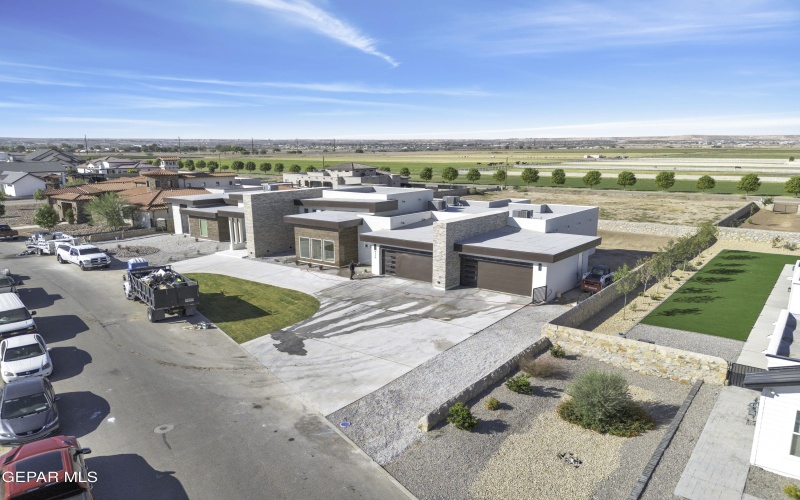 469 Country Oaks Drive, El Paso, TX 79932, 4 Bedrooms Bedrooms, ,5 BathroomsBathrooms,Residential,For Sale,469 Country Oaks Drive,895300