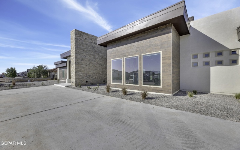 469 Country Oaks Drive, El Paso, TX 79932, 4 Bedrooms Bedrooms, ,5 BathroomsBathrooms,Residential,For Sale,469 Country Oaks Drive,895300