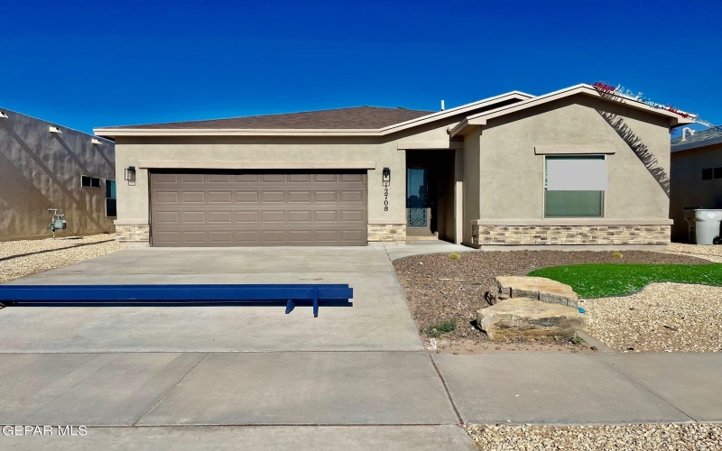 12708 Viendo Norte Drive, El Paso, TX 79934, 3 Bedrooms Bedrooms, ,2 BathroomsBathrooms,Residential,For Sale,12708 Viendo Norte Drive,895885