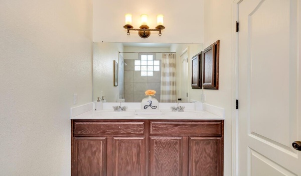14333 Chris Zingo Lane, Horizon City, TX 79928, 3 Bedrooms Bedrooms, ,2 BathroomsBathrooms,Residential,For Sale,14333 Chris Zingo Lane,906887