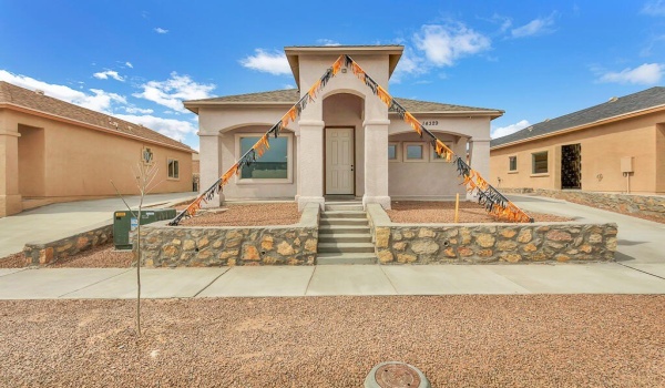 14333 Chris Zingo Lane, Horizon City, TX 79928, 3 Bedrooms Bedrooms, ,2 BathroomsBathrooms,Residential,For Sale,14333 Chris Zingo Lane,906887