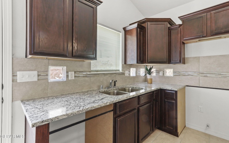13613 Gatton Street, El Paso, TX 79928, 4 Habitaciones Habitaciones , ,2 BañosBaños,Residential,En Venta,13613 Gatton Street,896555