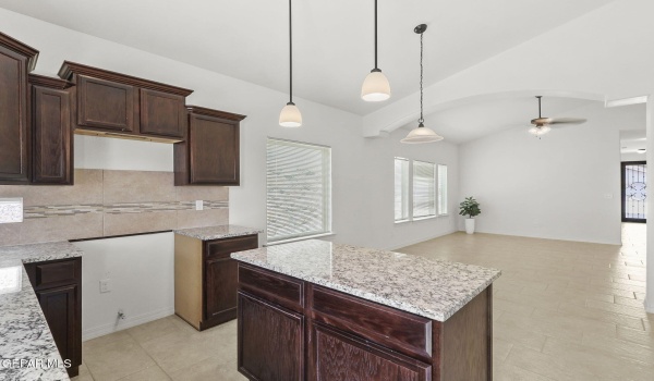 13613 Gatton Street, El Paso, TX 79928, 4 Habitaciones Habitaciones , ,2 BañosBaños,Residential,En Venta,13613 Gatton Street,896555