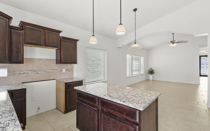 13613 Gatton Street, El Paso, TX 79928, 4 Habitaciones Habitaciones , ,2 BañosBaños,Residential,En Venta,13613 Gatton Street,896555