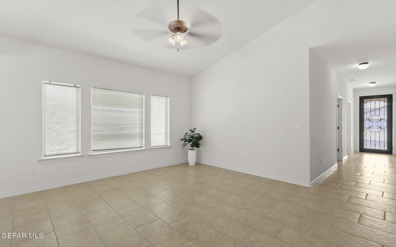 13613 Gatton Street, El Paso, TX 79928, 4 Habitaciones Habitaciones , ,2 BañosBaños,Residential,En Venta,13613 Gatton Street,896555