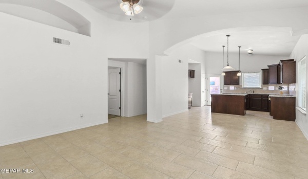 13613 Gatton Street, El Paso, TX 79928, 4 Habitaciones Habitaciones , ,2 BañosBaños,Residential,En Venta,13613 Gatton Street,896555