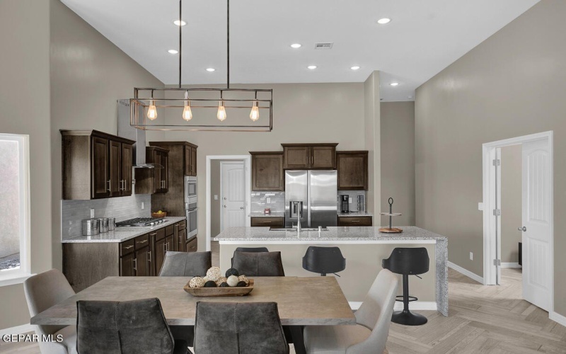 13397 Cinderford Avenue, Horizon City, TX 79928, 5 Habitaciones Habitaciones , ,3 BañosBaños,Residential,En Venta,13397 Cinderford Avenue,896644