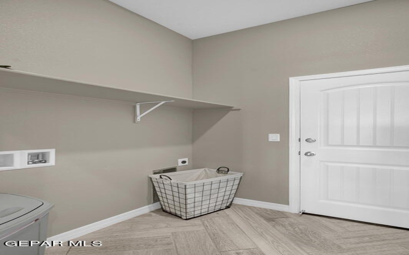 13397 Cinderford Avenue, Horizon City, TX 79928, 5 Habitaciones Habitaciones , ,3 BañosBaños,Residential,En Venta,13397 Cinderford Avenue,896644