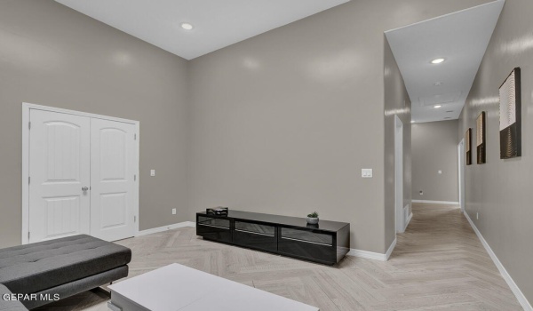 13397 Cinderford Avenue, Horizon City, TX 79928, 5 Habitaciones Habitaciones , ,3 BañosBaños,Residential,En Venta,13397 Cinderford Avenue,896644