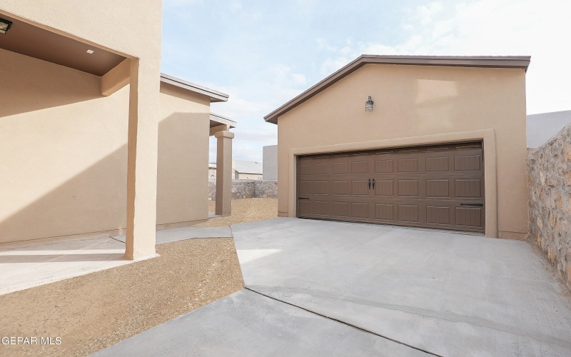 14309 Chris Zingo Lane, Horizon City, TX 79928, 5 Bedrooms Bedrooms, ,3 BathroomsBathrooms,Residential,For Sale,14309 Chris Zingo Lane,896682