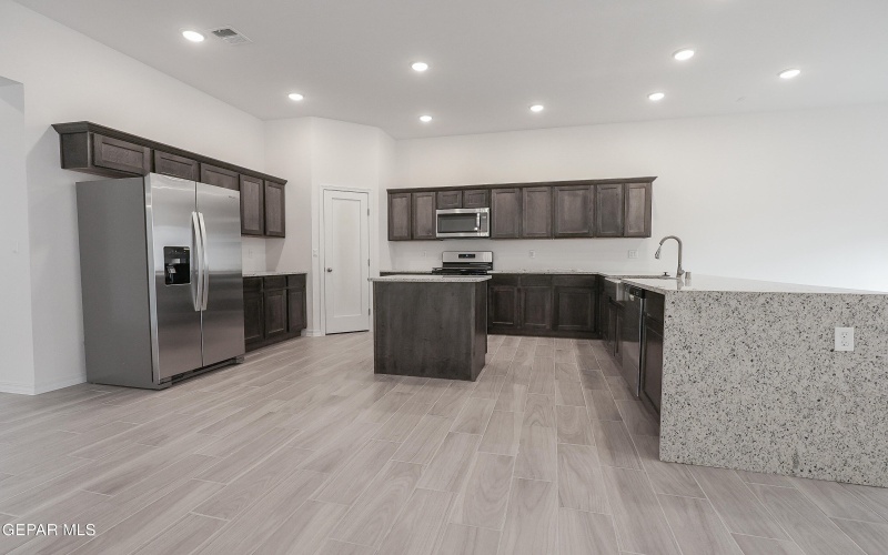 14309 Chris Zingo Lane, Horizon City, TX 79928, 5 Bedrooms Bedrooms, ,3 BathroomsBathrooms,Residential,For Sale,14309 Chris Zingo Lane,896682