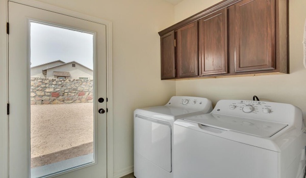 14332 Steve Joyce Parkway, Horizon City, TX 79928, 4 Habitaciones Habitaciones , ,2 BañosBaños,Residential,En Venta,14332 Steve Joyce Parkway,907182