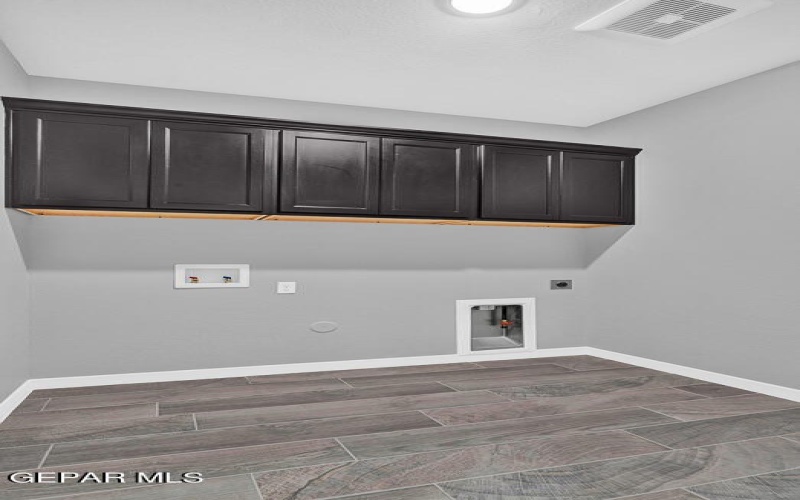 13357 Highworth Drive, El Paso, TX 79928, 3 Habitaciones Habitaciones , ,3 BañosBaños,Residential,En Venta,13357 Highworth Drive,897105