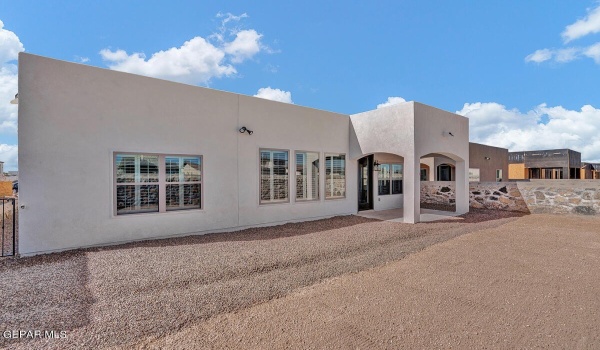 13357 Highworth Drive, El Paso, TX 79928, 3 Habitaciones Habitaciones , ,3 BañosBaños,Residential,En Venta,13357 Highworth Drive,897105