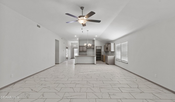 13945 Summer Valley Avenue, El Paso, TX 79928, 4 Habitaciones Habitaciones , ,3 BañosBaños,Residential,En Venta,13945 Summer Valley Avenue,907783