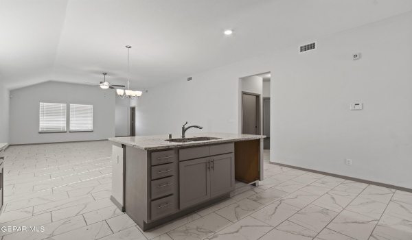 13989 Summer Valley Avenue, El Paso, TX 79928, 4 Habitaciones Habitaciones , ,3 BañosBaños,Residential,En Venta,13989 Summer Valley Avenue,907787