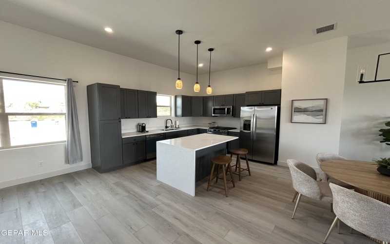 201 DESERT PASS Street unit: 5 #5, El Paso, TX 79912, 3 Bedrooms Bedrooms, ,3 BathroomsBathrooms,Residential,For Sale,201 DESERT PASS Street unit: 5,897901