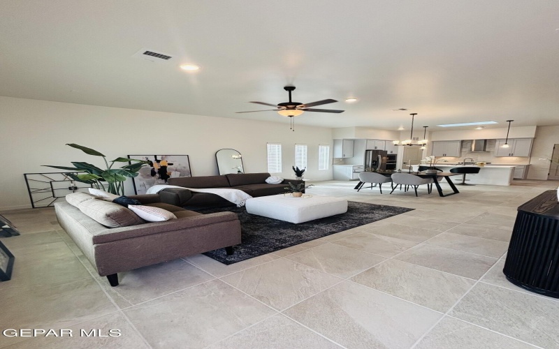12836 LINSTEAD Avenue, El Paso, TX 79928, 3 Bedrooms Bedrooms, ,1 BathroomBathrooms,Residential,For Sale,12836 LINSTEAD Avenue,897918