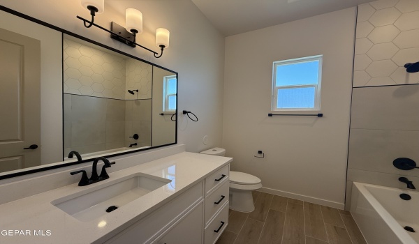 900 Bilton Place, Horizon City, TX 79928, 4 Habitaciones Habitaciones , ,3 BañosBaños,Residential,En Venta,900 Bilton Place,899056